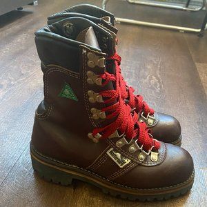Matterhorn Hiking Boots - Size 5